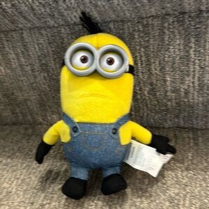 Minion Kevin plush toy despicable me small illumination